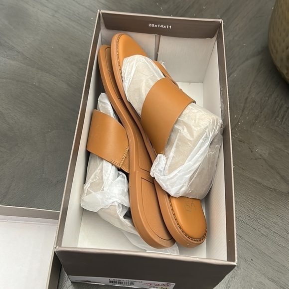 FRANCO SARTO Jenice Womens Leather Slip On Thong Sandals - Picture 2 of 7